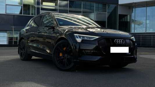 Audi e-tron , 2020, пробег 88000 км Audi e-tron , 2020, пробег 88000 км