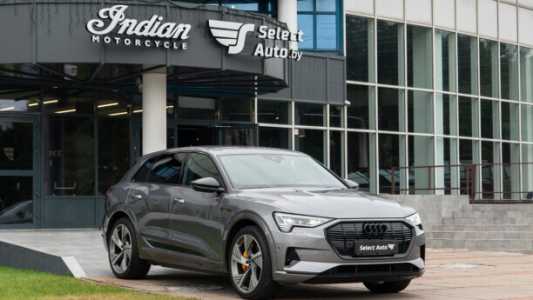 Audi e-tron , 2022, пробег 33500 км