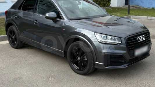 Audi Q2 I