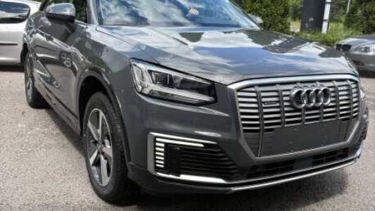 Audi Q2 I Рестайлинг, 2021, пробег 2000 км Audi Q2 I Рестайлинг, 2021, пробег 2000 км
