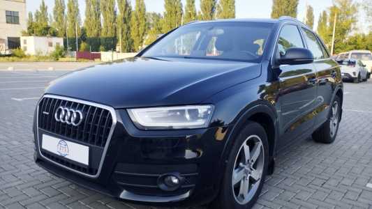 Audi Q3 8U