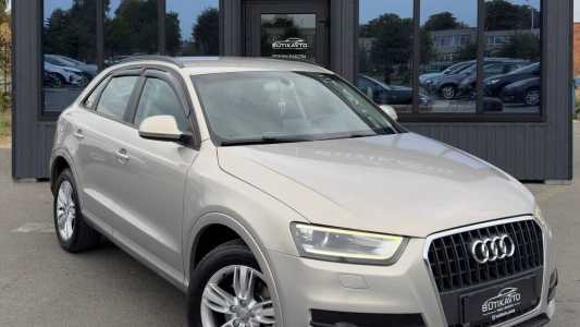 Audi Q3 8U