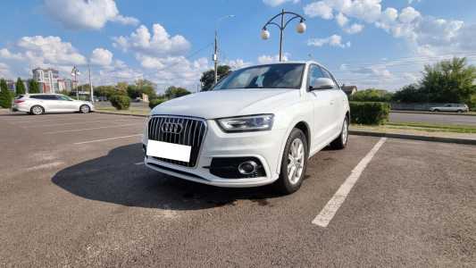 Audi Q3 8U