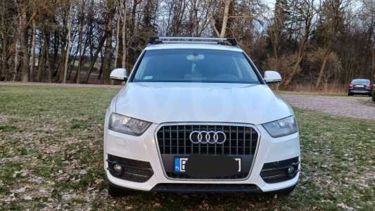 Audi Q3 8U