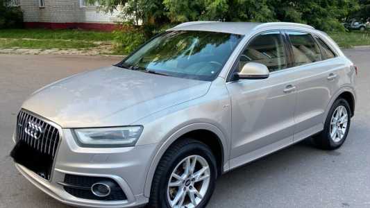 Audi Q3 8U