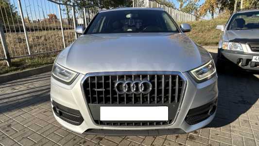 Audi Q3 8U