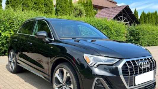 Audi Q3 F3, 2020, пробег 103000 км Audi Q3 F3, 2020, пробег 103000 км