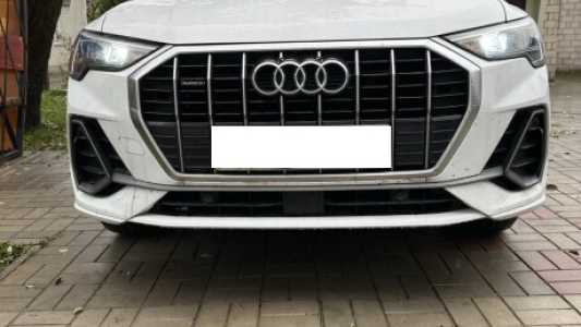 Audi Q3 F3, 2020, пробег 18000 км Audi Q3 F3, 2020, пробег 18000 км