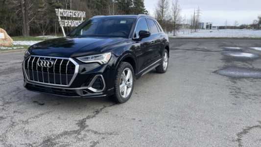 Audi Q3 F3, 2020, пробег 92000 км Audi Q3 F3, 2020, пробег 92000 км