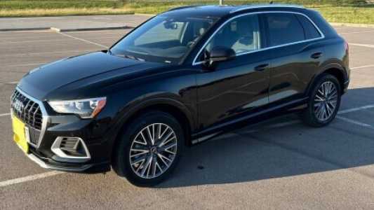 Audi Q3 F3, 2021, пробег 51000 км Audi Q3 F3, 2021, пробег 51000 км