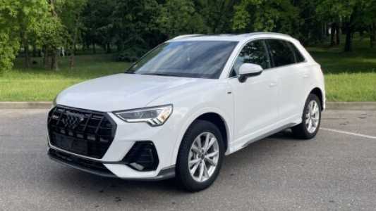 Audi Q3 F3, 2021, пробег 67000 км Audi Q3 F3, 2021, пробег 67000 км