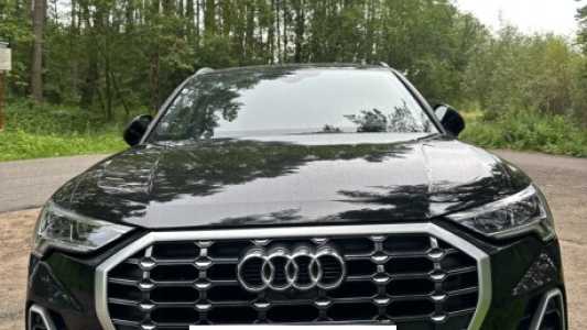 Audi Q3 F3, 2023, пробег 14000 км Audi Q3 F3, 2023, пробег 14000 км