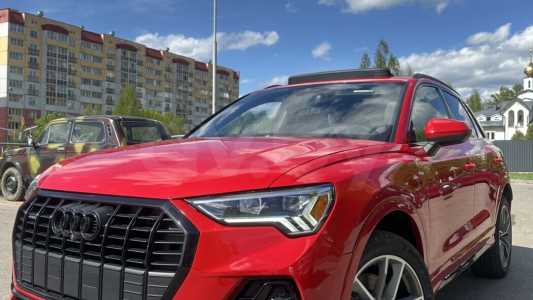 Audi Q3 F3