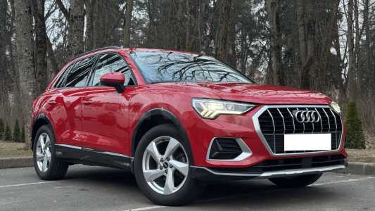 Audi Q3 F3