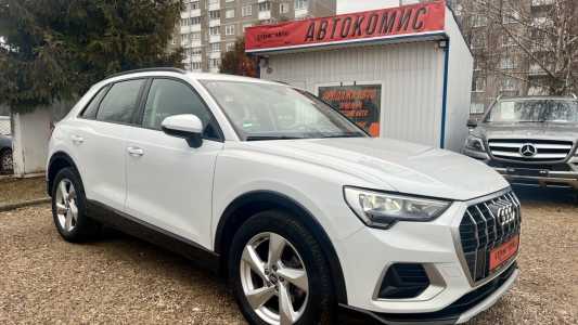 Audi Q3 F3
