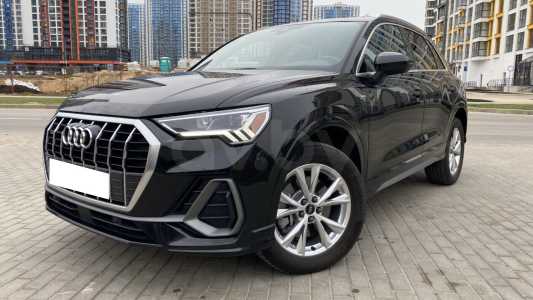Audi Q3 F3