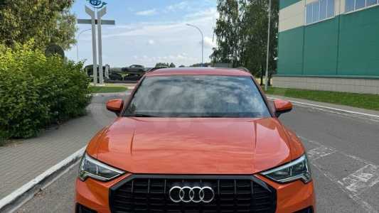 Audi Q3 F3