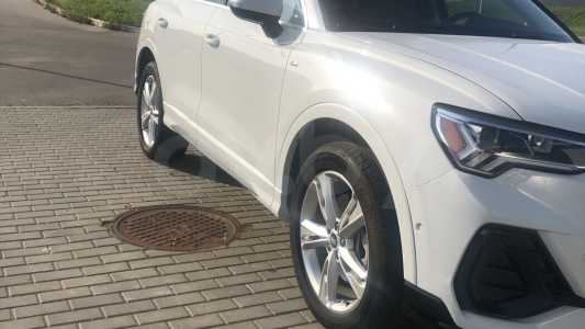 Audi Q3 F3