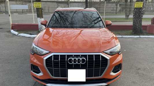Audi Q3 F3