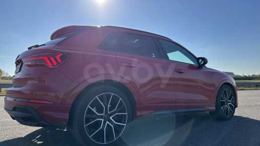 Audi Q3 F3