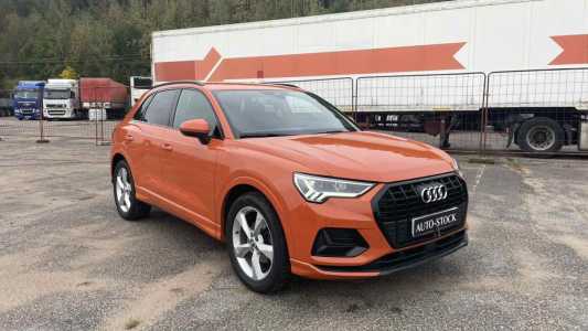 Audi Q3 F3