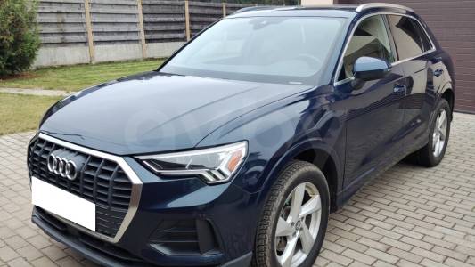 Audi Q3 F3