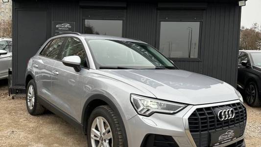 Audi Q3 F3