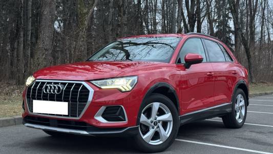 Audi Q3 F3