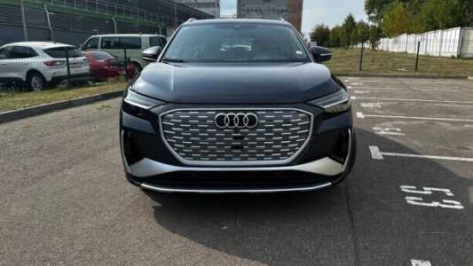 Audi Q4 e-tron , 2023, пробег 20000 км