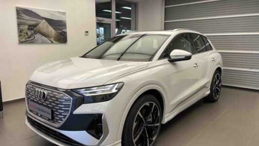 Audi Q4 e-tron , 2023, пробег 6746 км