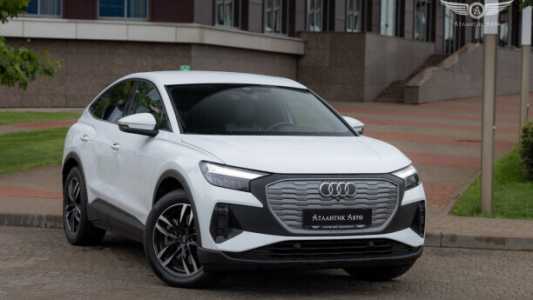 Audi Q4 e-tron Sportback , 2022, пробег 32454 км