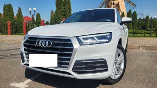 Audi Q5 FY, 2020, пробег 30000 км Audi Q5 FY, 2020, пробег 30000 км