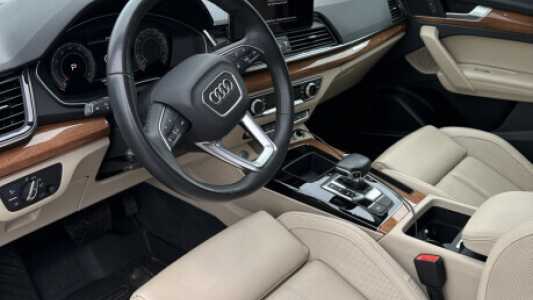 Audi Q5 FY Рестайлинг, 2020, пробег 170000 км Audi Q5 FY Рестайлинг, 2020, пробег 170000 км
