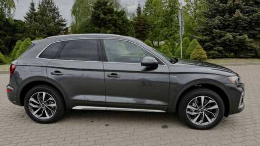 Audi Q5 FY Рестайлинг, 2022, пробег 18500 км Audi Q5 FY Рестайлинг, 2022, пробег 18500 км