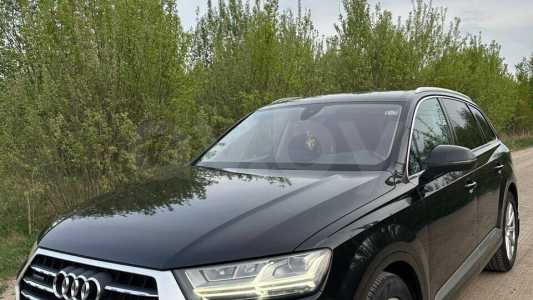 Audi Q7 4M