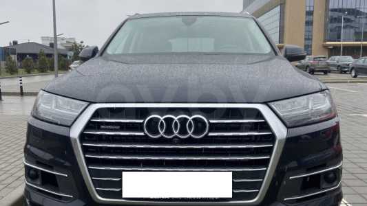 Audi Q7 4M