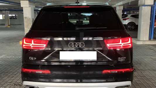 Audi Q7 4M