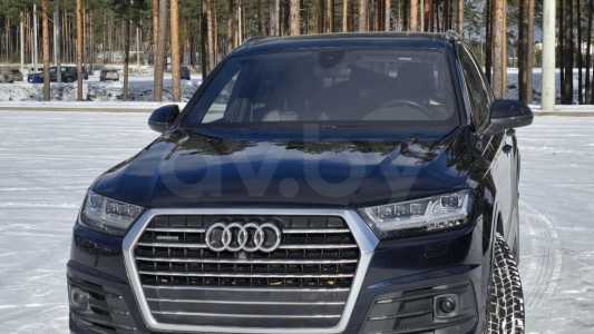 Audi Q7 4M