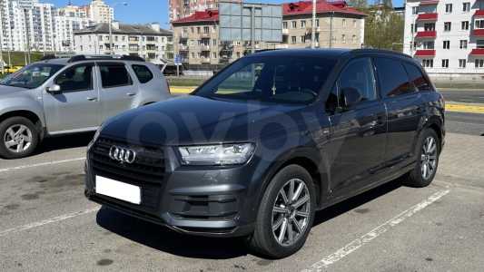 Audi Q7 4M