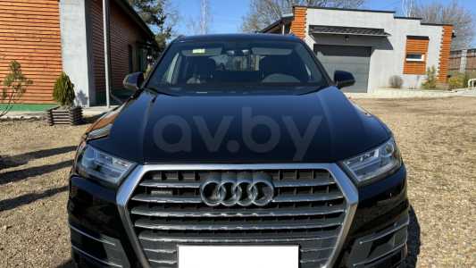 Audi Q7 4M