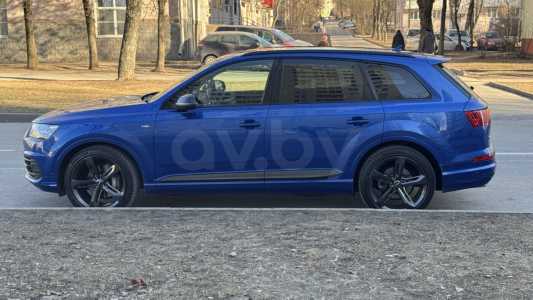 Audi Q7 4M