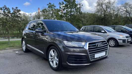 Audi Q7 4M