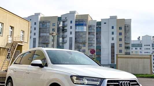 Audi Q7 4M
