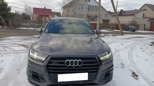 Audi Q7 4M