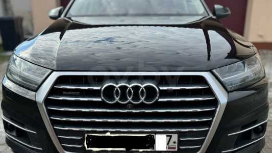 Audi Q7 4M