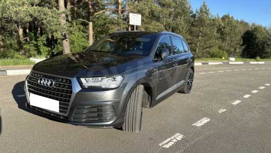 Audi Q7 4M