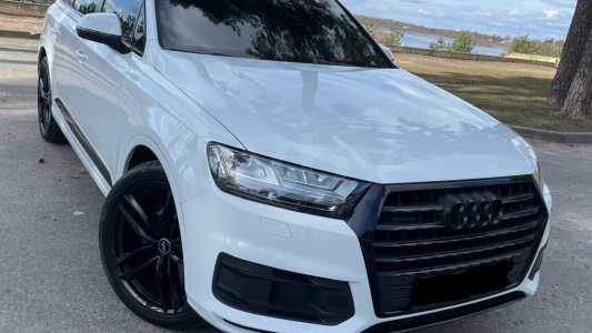 Audi Q7 4M