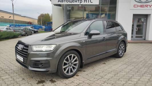 Audi Q7 4M