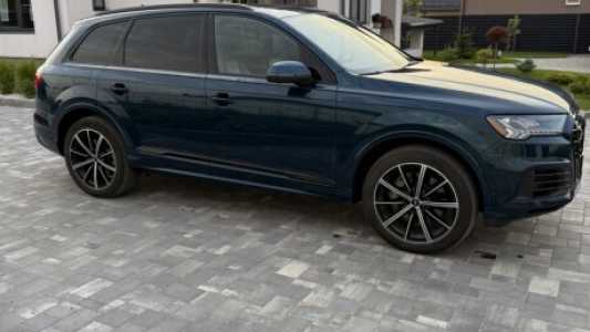 Audi Q7 4M Рестайлинг, 2020, пробег 115000 км Audi Q7 4M Рестайлинг, 2020, пробег 115000 км