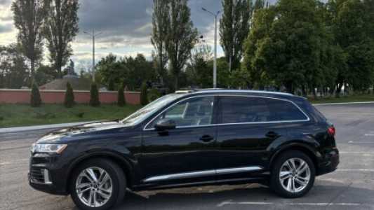 Audi Q7 4M Рестайлинг, 2021, пробег 108000 км Audi Q7 4M Рестайлинг, 2021, пробег 108000 км